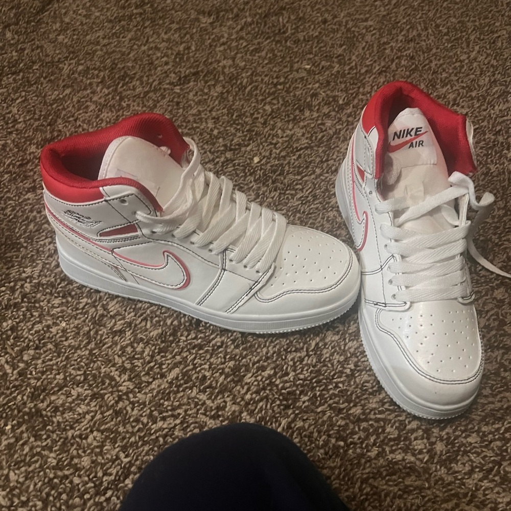 Jordan 1 - Picture 3 of 3